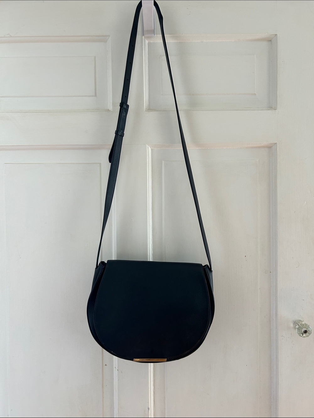 Cuyana Black Leather Saddle Crossbody Bag